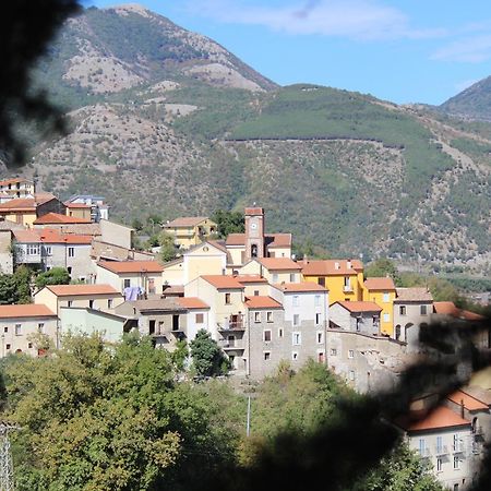 La Chiazzolla Hotell Campoli del Monte Taburno Exteriör bild